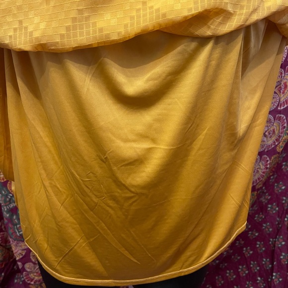 Plus size off the shoulder top - Picture 6 of 8